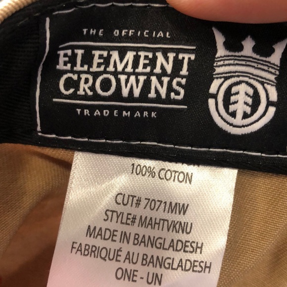 Element Red and Tan SnapBack Flat Rim - Picture 4 of 4